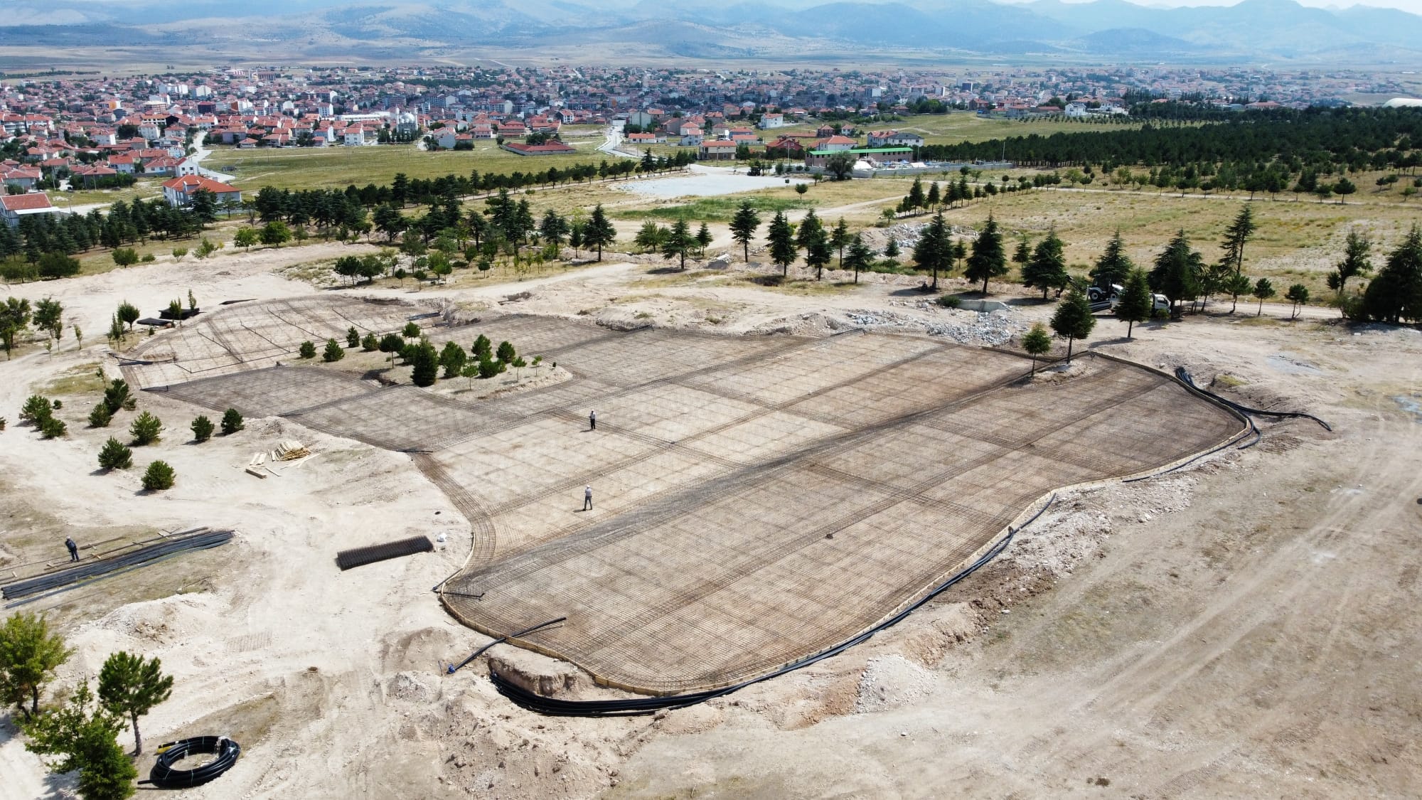 Emirdağ Millet Bahçesinde Çalışmalar Devam Ediyor