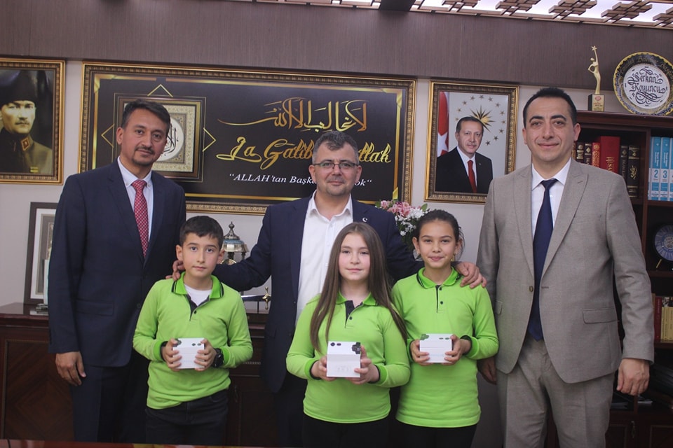 “Yarının büyükleri ve yöneticileri olacak yavrularımız, ülkemizi daha güzel günlere taşıyacaklar”