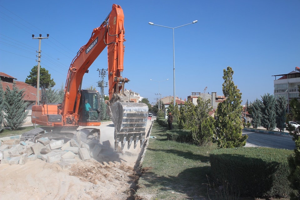 Afyon Yolunda Asfalt Öncesi Çalışmalar Devam Ediyor