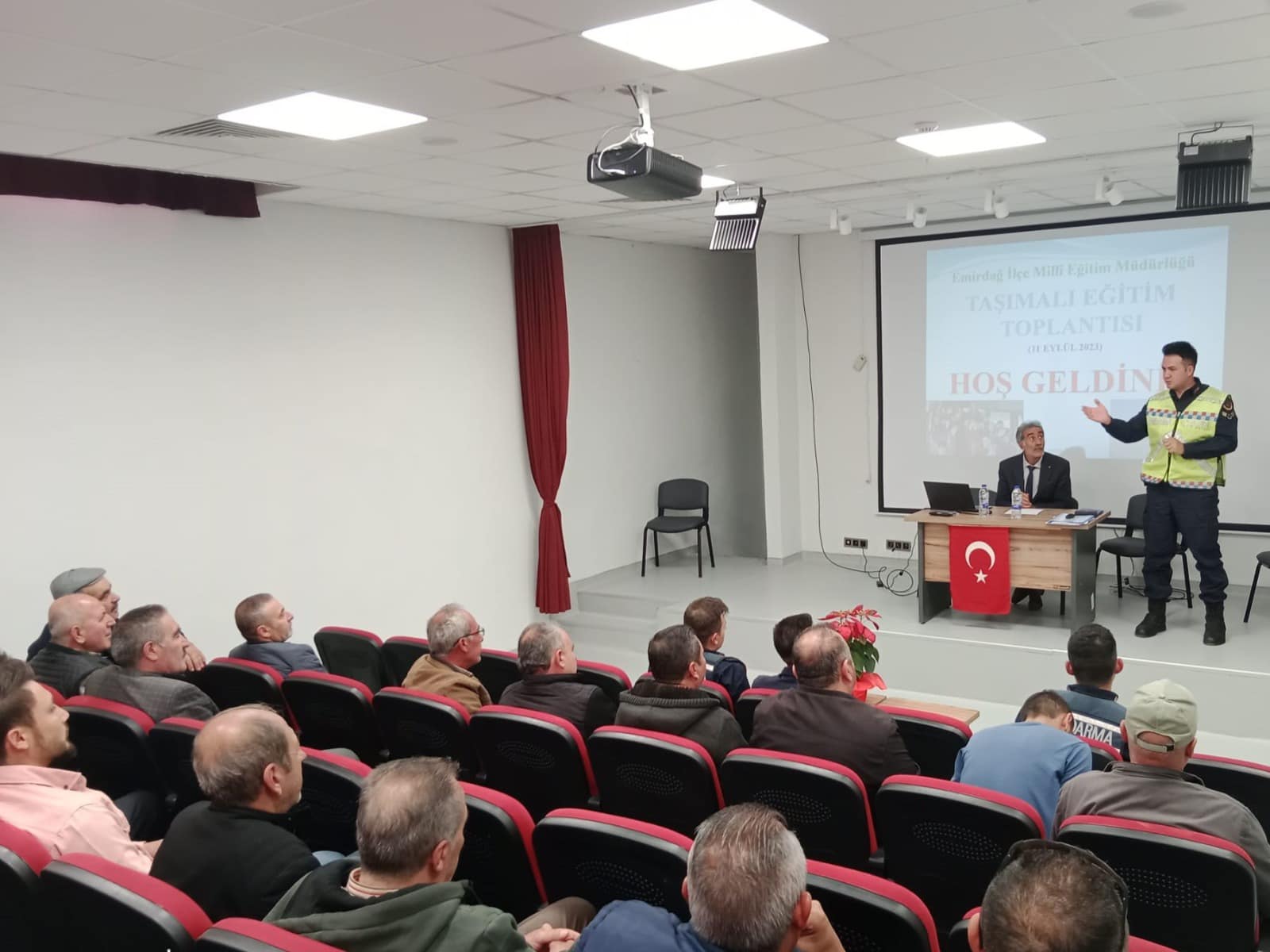 Jandarma ve polisten servis sürücülerine eğitim
