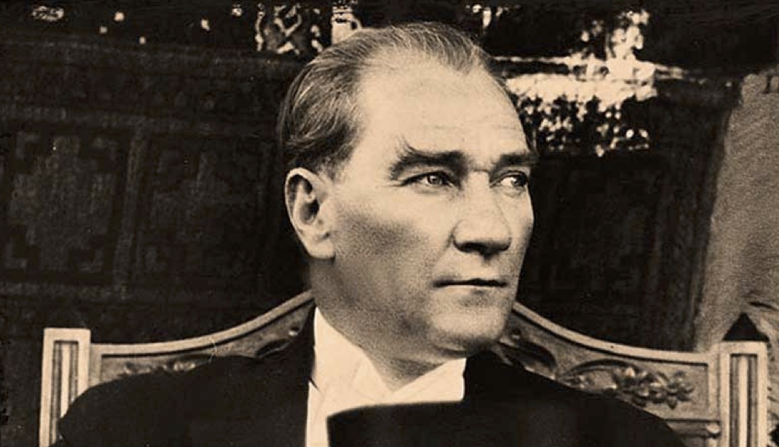 85 YILDIR KALBİMİZDESİN BÜYÜK ATATÜRK!