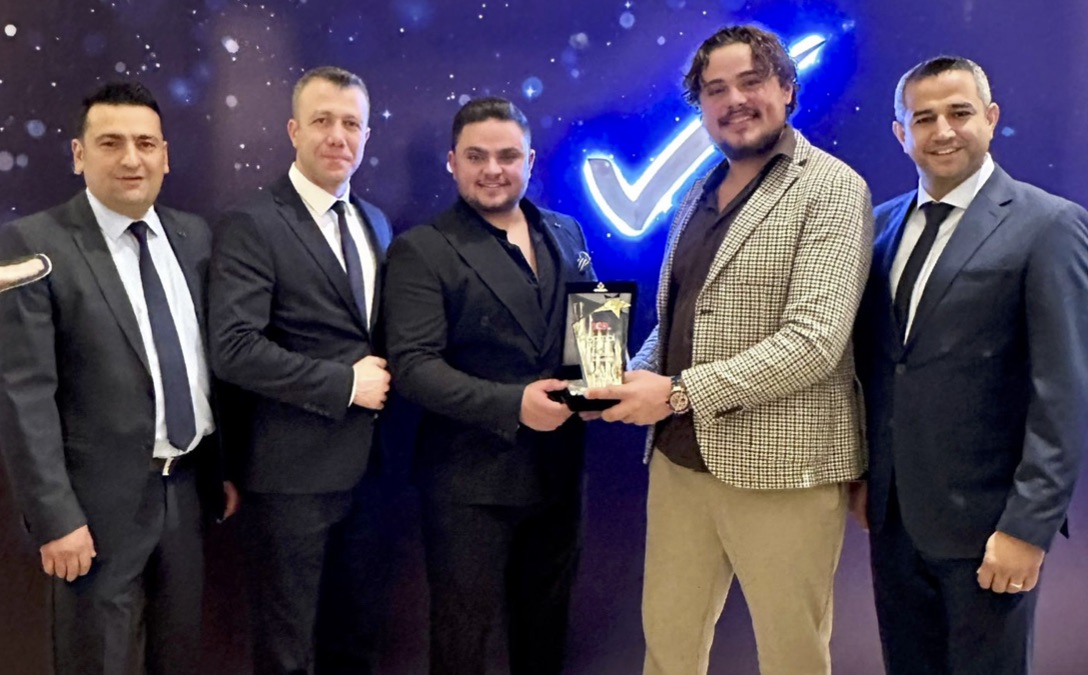 Emirdağ Sezerler Mobilya, art arda üçüncü kez bölge birincisi oldu