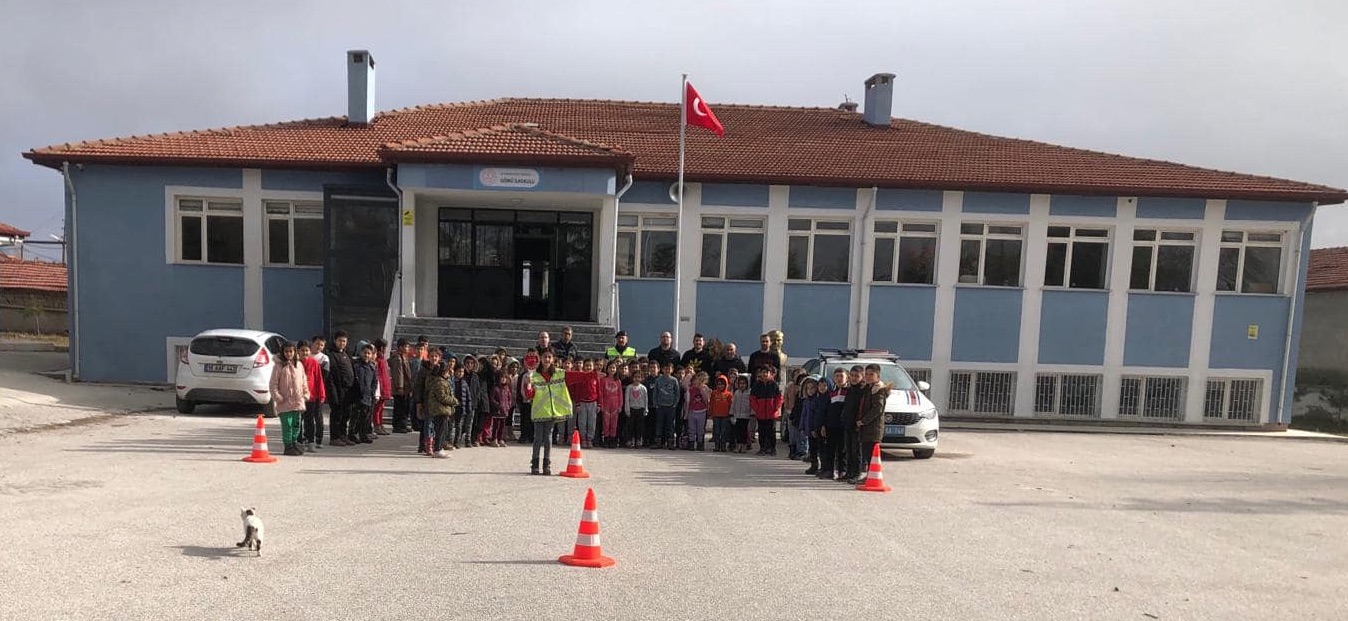 İlçe Jandarma’dan Öğrencilere Trafik Eğitimi