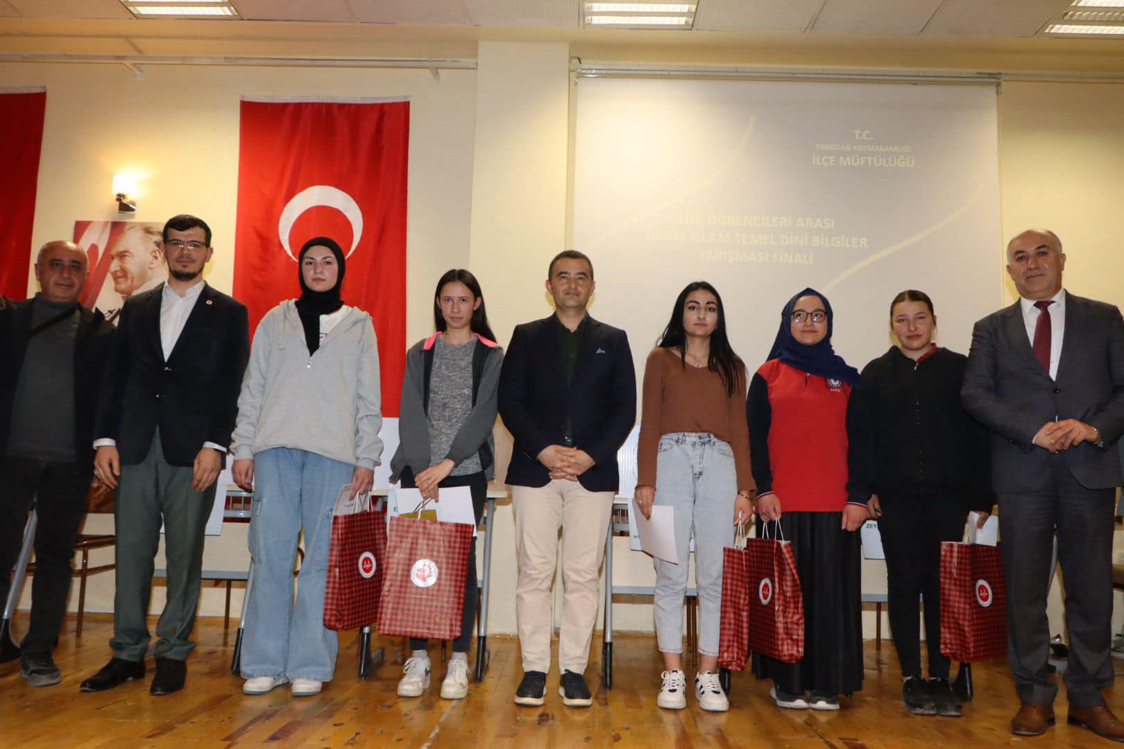 Kaymakam Bilici Dinim İslam Bilgi Yarışması Finaline Katıldı