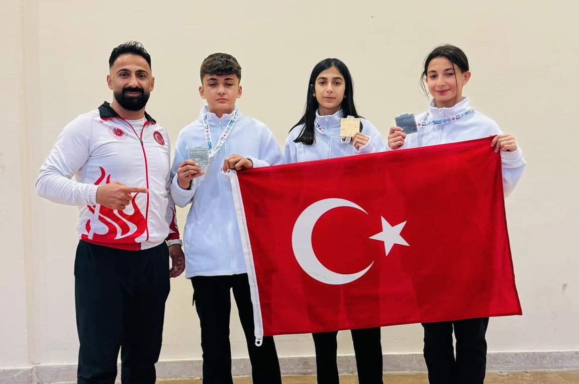 Emirdağ Güçlü Gençlik Spor Kulübü’nden Antalya’da Büyük Başarı