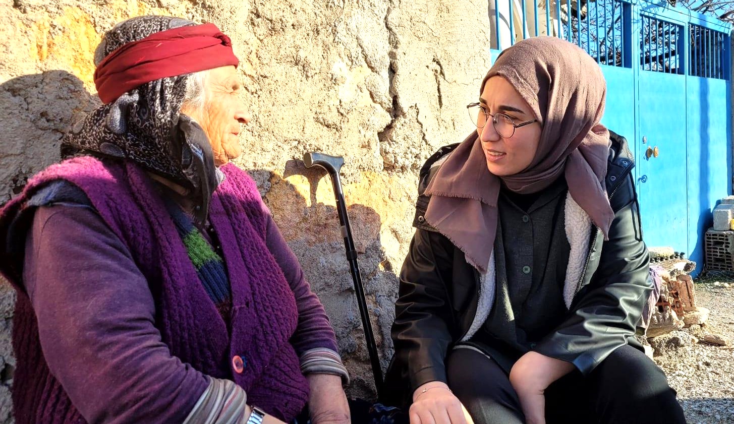 Emirdağ Belediyesi, yaşlı vatandaşları yalnız bırakmıyor!