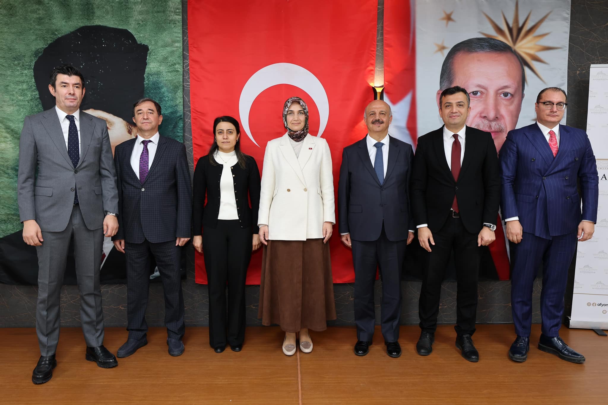 “Aynı azim ve samimiyetle 2025’te de Türkiye ve Afyonkarahisar için birlikte çalışacağız”