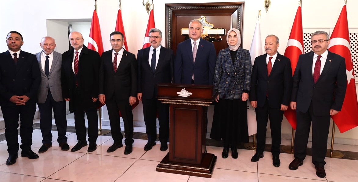 Kültür ve Turizm Bakanı Mehmet Nuri Ersoy, Vali Doç. Dr. Kübra Güran Yiğitbaşı’nı Ziyaret Etti