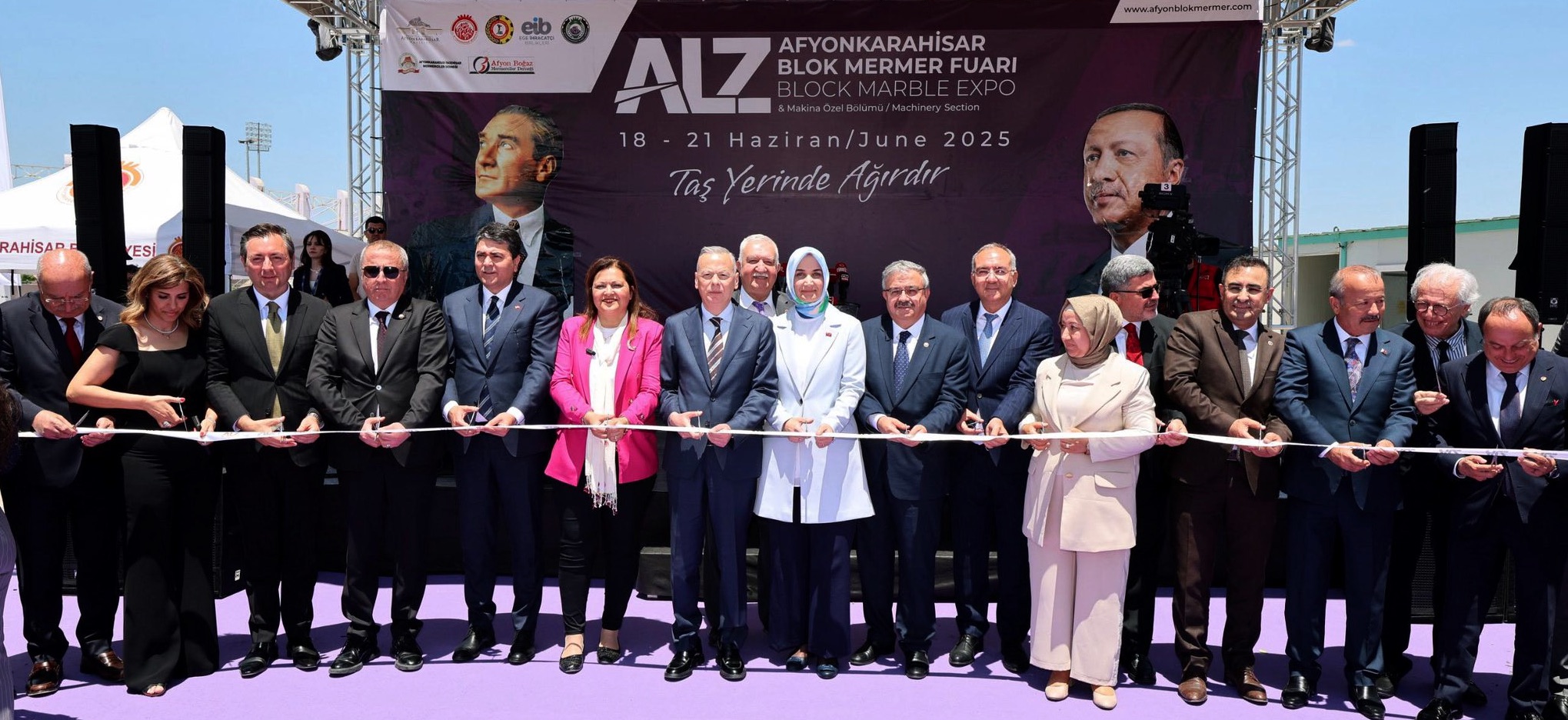 21 Haziran’a kadar sürecek olan Afyonkarahisar Blok Mermer Fuarı Kapılarını Ziyaretçilerine Açtı