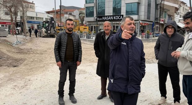 Belediye Başkanı Koyuncu, Meydan’daki çalışmaları inceledi