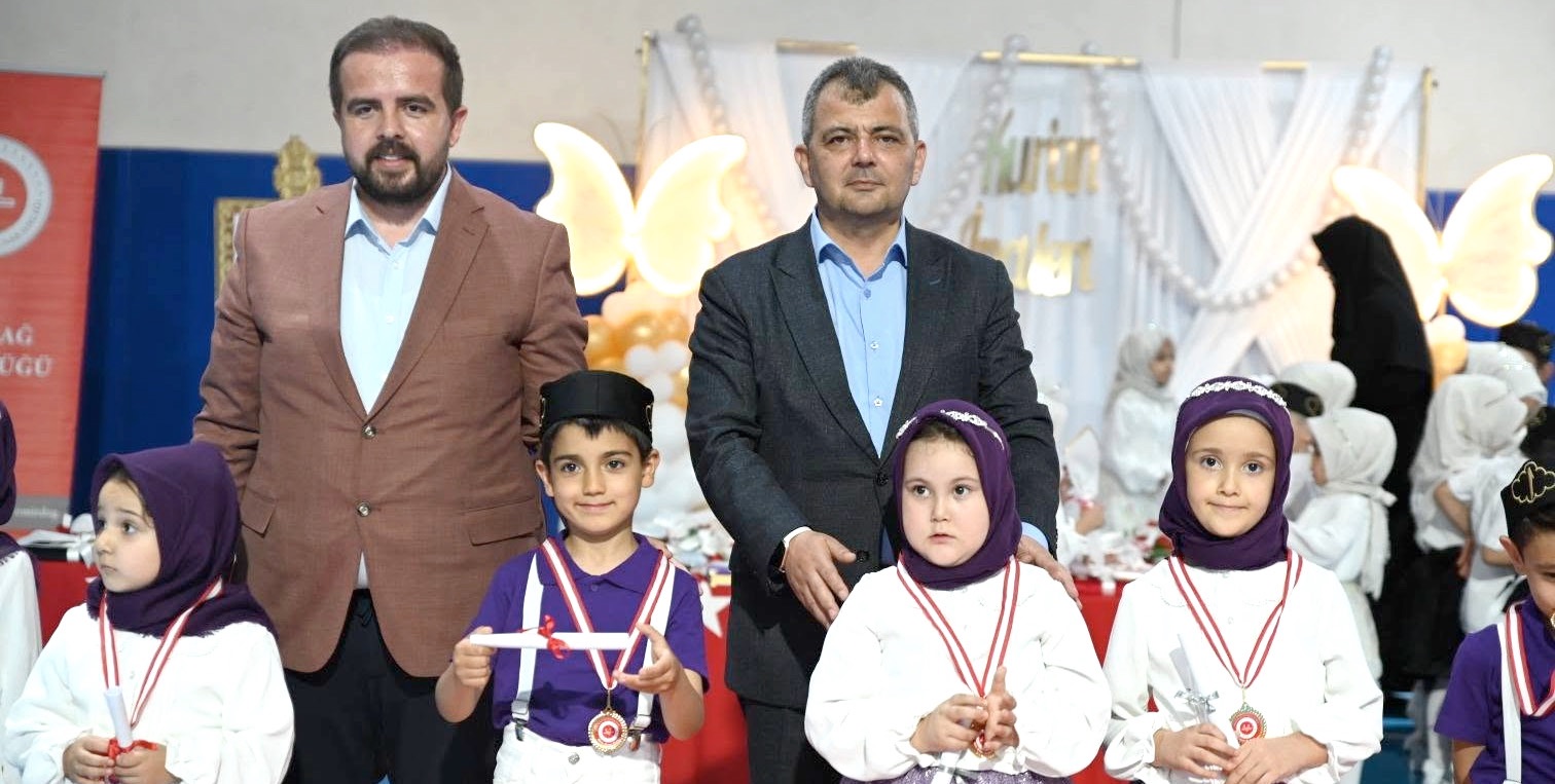 Başkan Koyuncu, 4-6 Yaş Kur’anKursu Öğrencilerinin Yıl Sonu Programına Katıldı