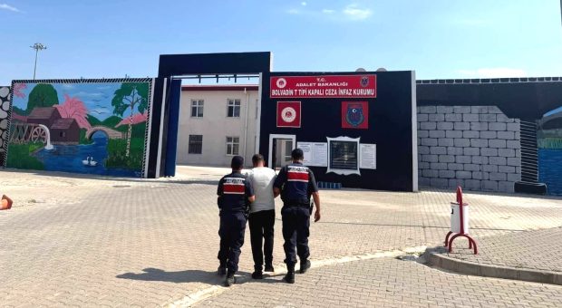Jandarma, son bir haftada aranan 24 şahsı yakaladı