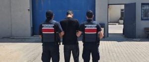 Afyonkarahisar’da Jandarma, son bir haftada aranan 24 kişiyi yakaladı