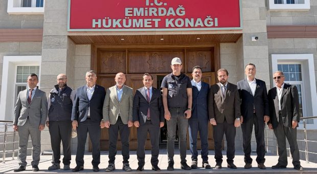 VALİ YARDIMCISI VE İL GENEL MECLİSİ BAŞKANIMEHMET SİPER’DEN KAYMAKAM TOPACA’YA ZİYARET